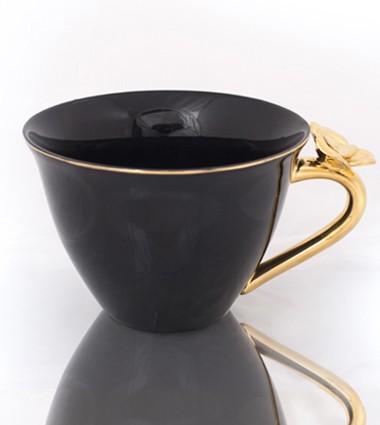 TEACUP WITH ROSE BLACK